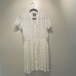 SB white dress! Size Small 2P
